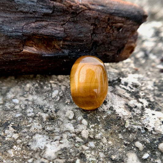 Natural Tiger's eye Stone - 7.15 Carat/7.93 Ratti