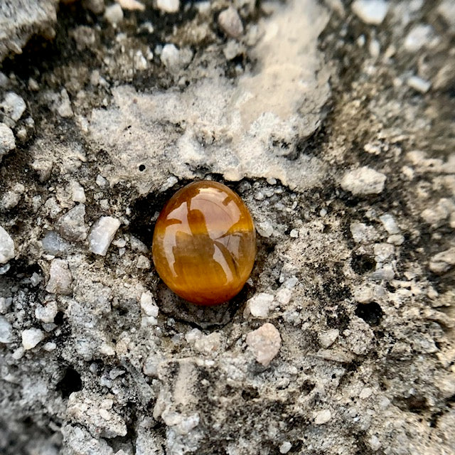 Natural Tiger's eye Stone - 4.35 Carat/4.82 Ratti