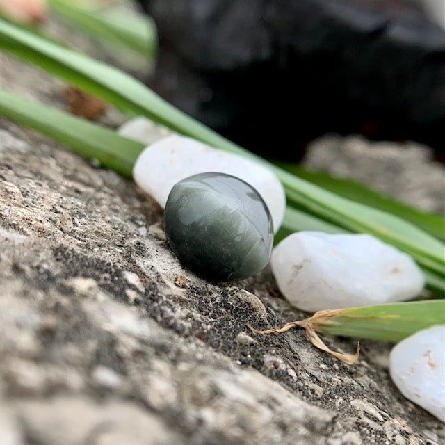 Natural Catseye stone - 3.40 Carat