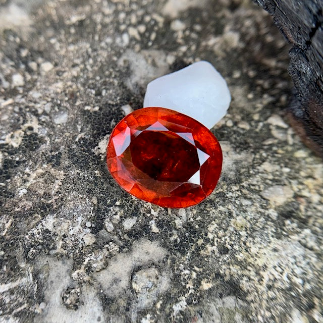 Natural Hessonite Garnet - 10.25 Carat/11.38 Ratti