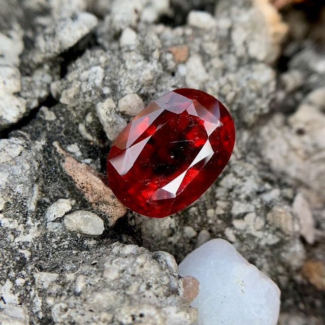 Natural Hessonite Garnet - 11.65 Carat/12.93 Ratti