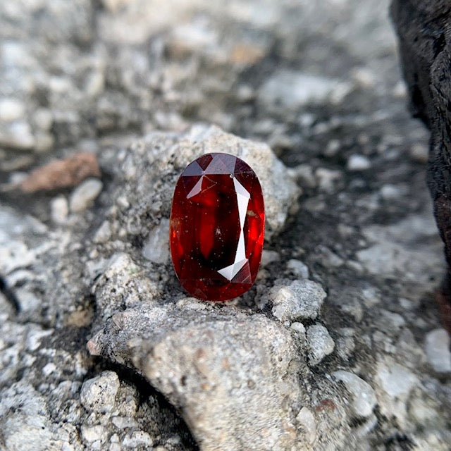 Natural Hessonite Garnet - 5.95 Carat/6.60 Ratti