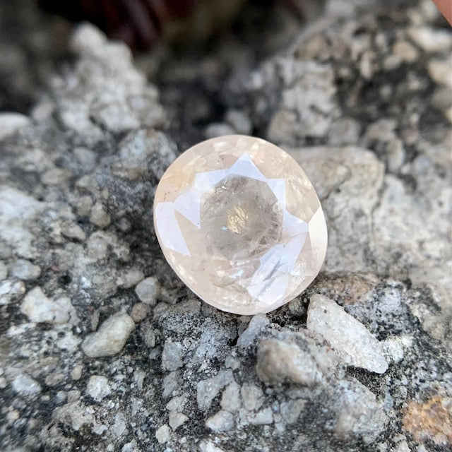 Natural Yellow Sapphire - 6.00 Carat/6.66 Ratti