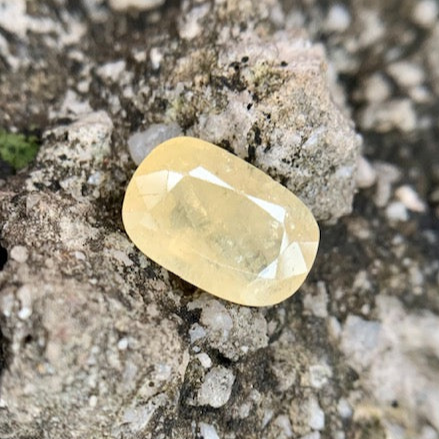 Natürlicher gelber Saphir – 6,15 Karat/6,83 Ratti