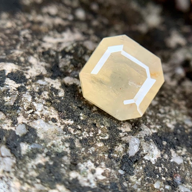 Natürlicher gelber Saphir – 6,50 Karat/7,22 Ratti