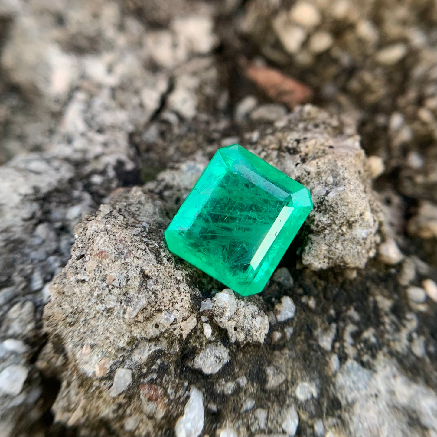 Natürlicher Smaragd – 4,84 Karat/5,37 Ratti