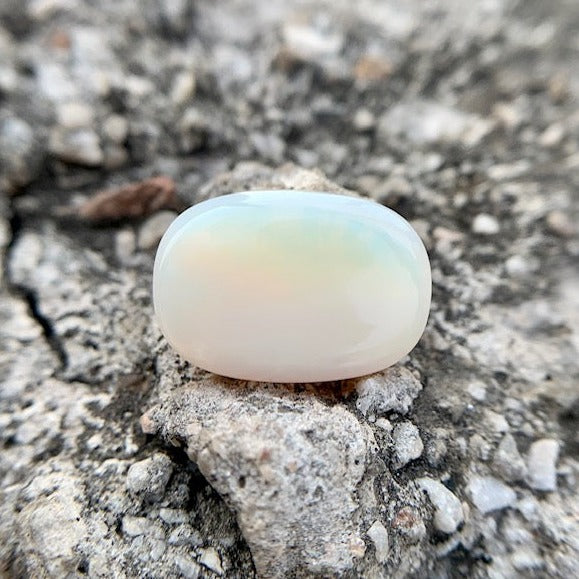 Natürlicher Feueropal - 12,65 Karat/14,04 Ratti