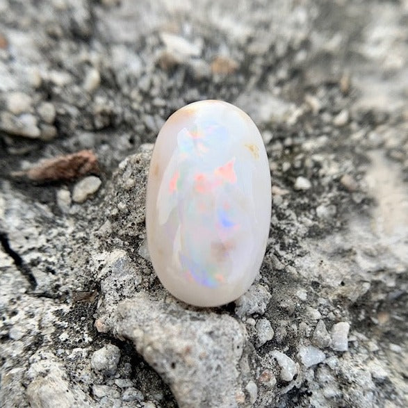 Natürlicher Feueropal - 15,40 Karat/17,09 Ratti