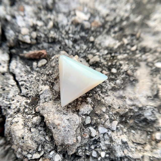 Natürlicher Feueropal - 8,85 Karat/9,82 Ratti