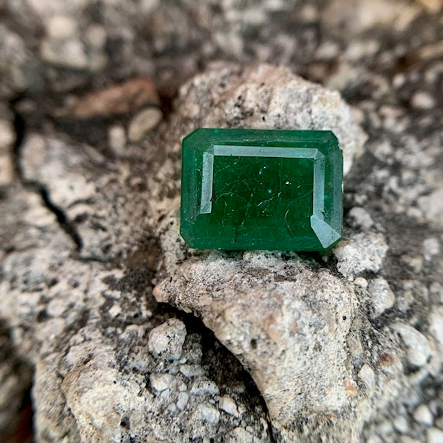 Natürlicher Smaragd – 7,20 Karat/8,00 Ratti