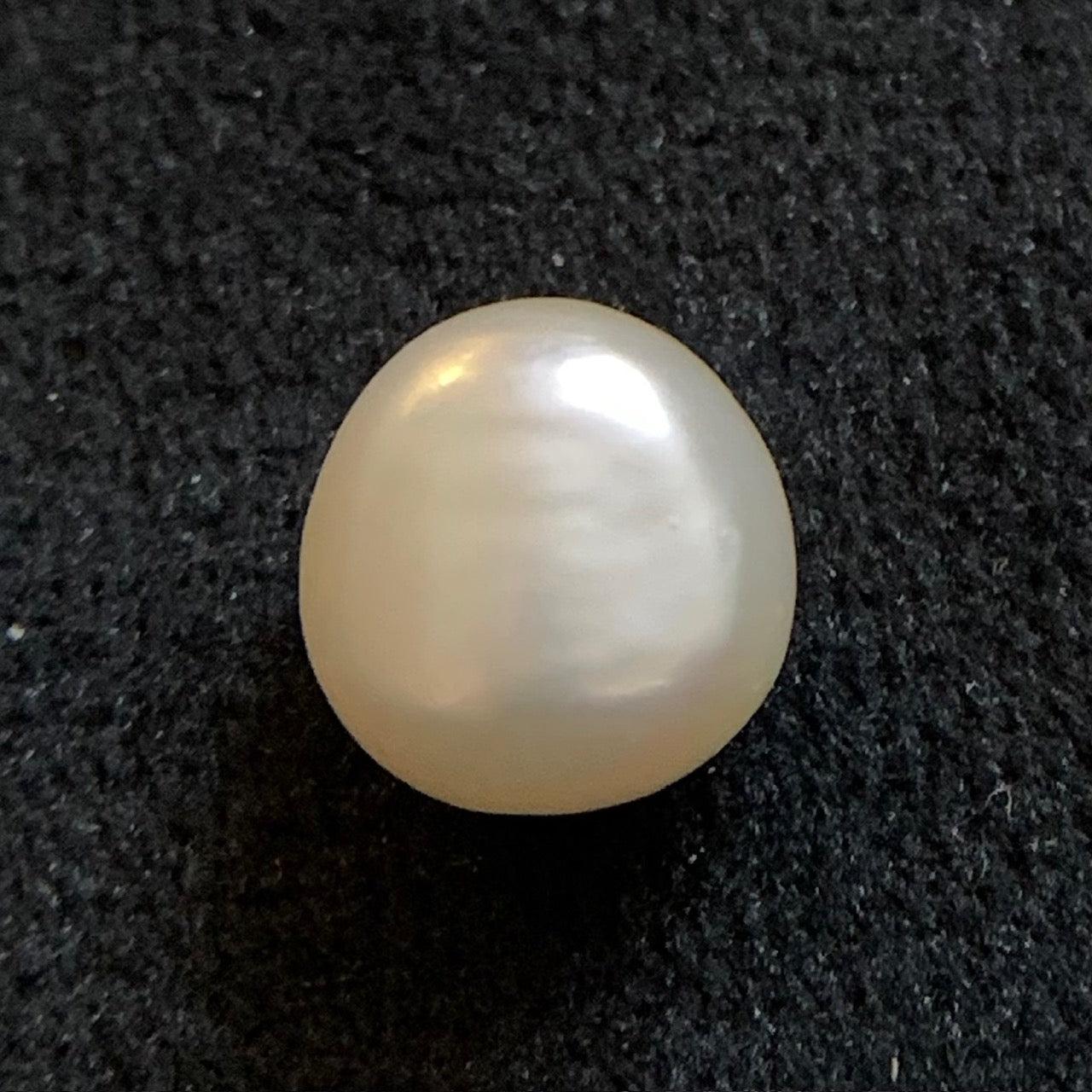 Natural Pearl - 4.56 Carats/5.06 Ratti