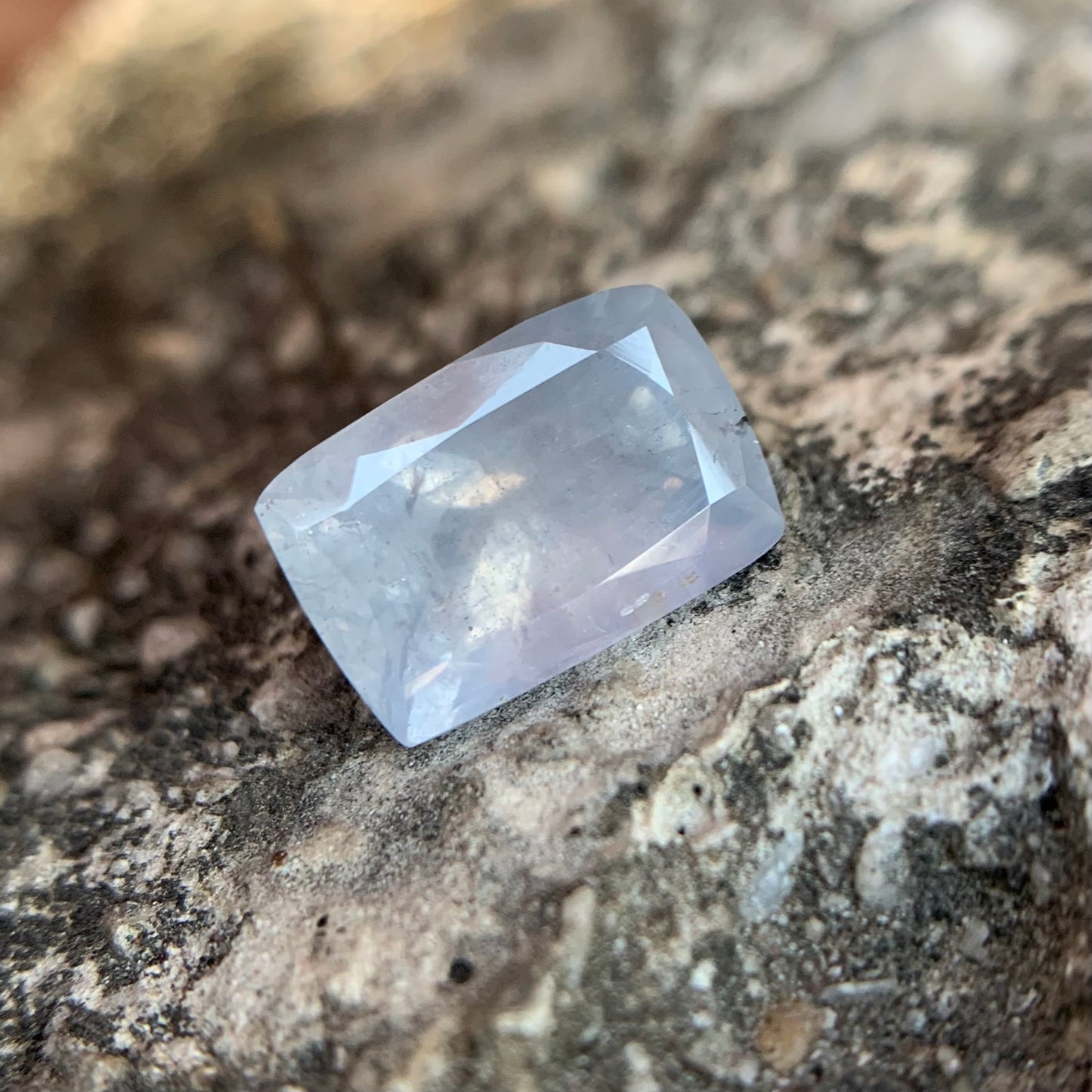 الياقوت الأزرق الطبيعي - 6.00 قيراط/6.66 راتي