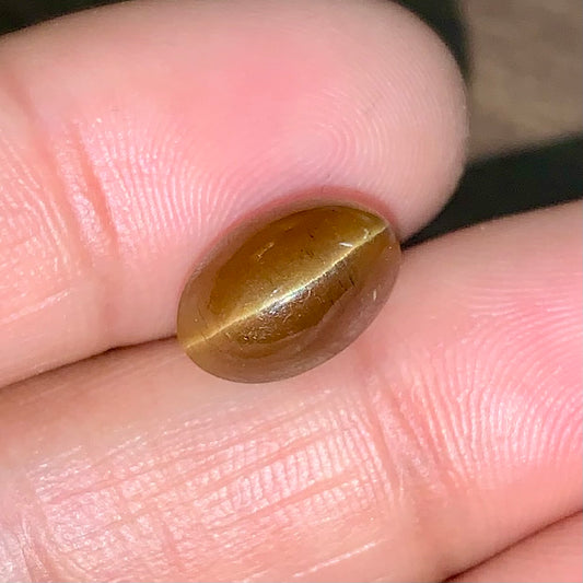 Natural Catseye stone - 6.91 Carat/7.67 Ratti