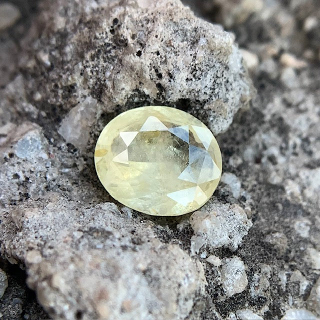 Original Ceylon Pukhraj Ratti Best Price - Main Image