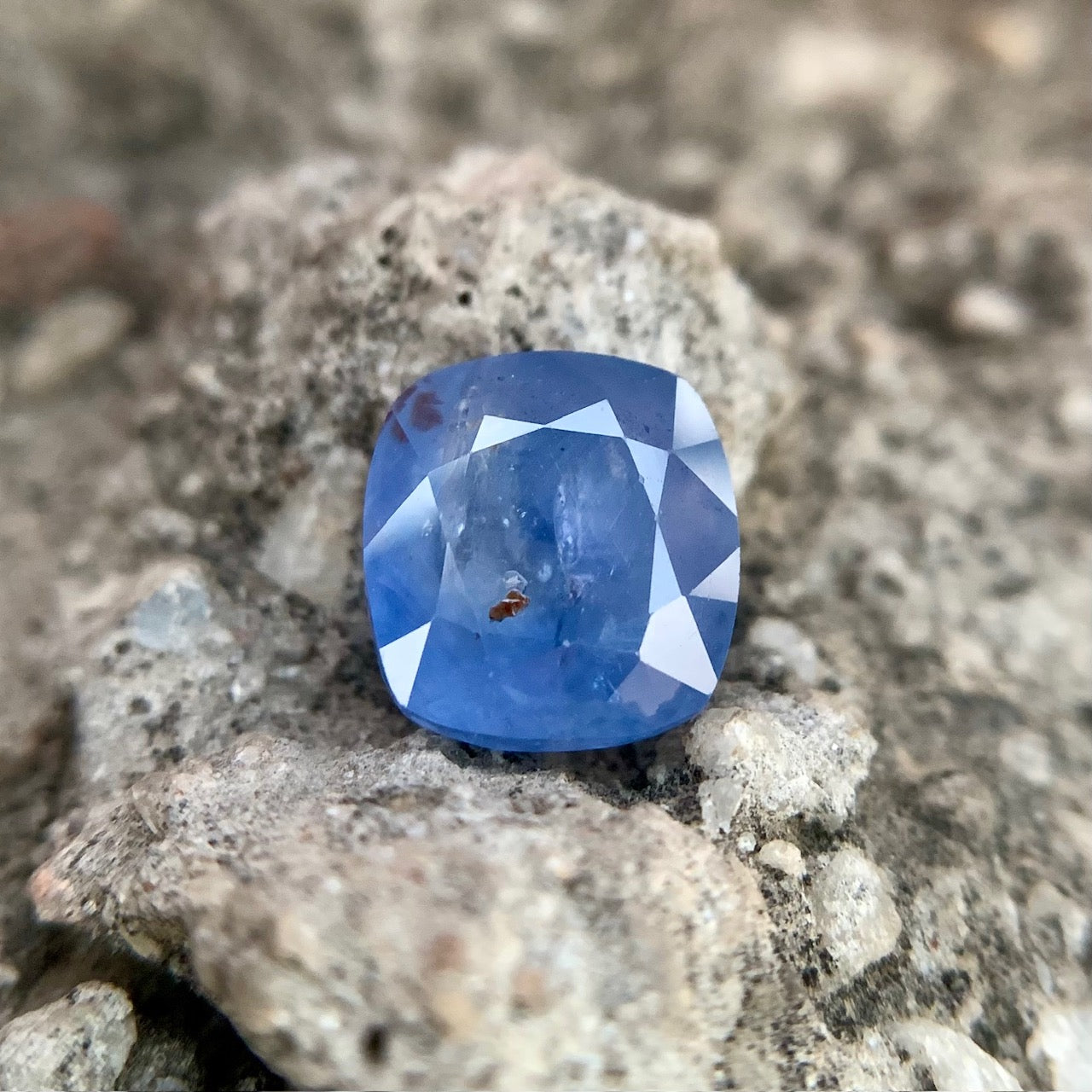 Natural Blue Sapphire - 6.35 Carats/7.05 Ratti