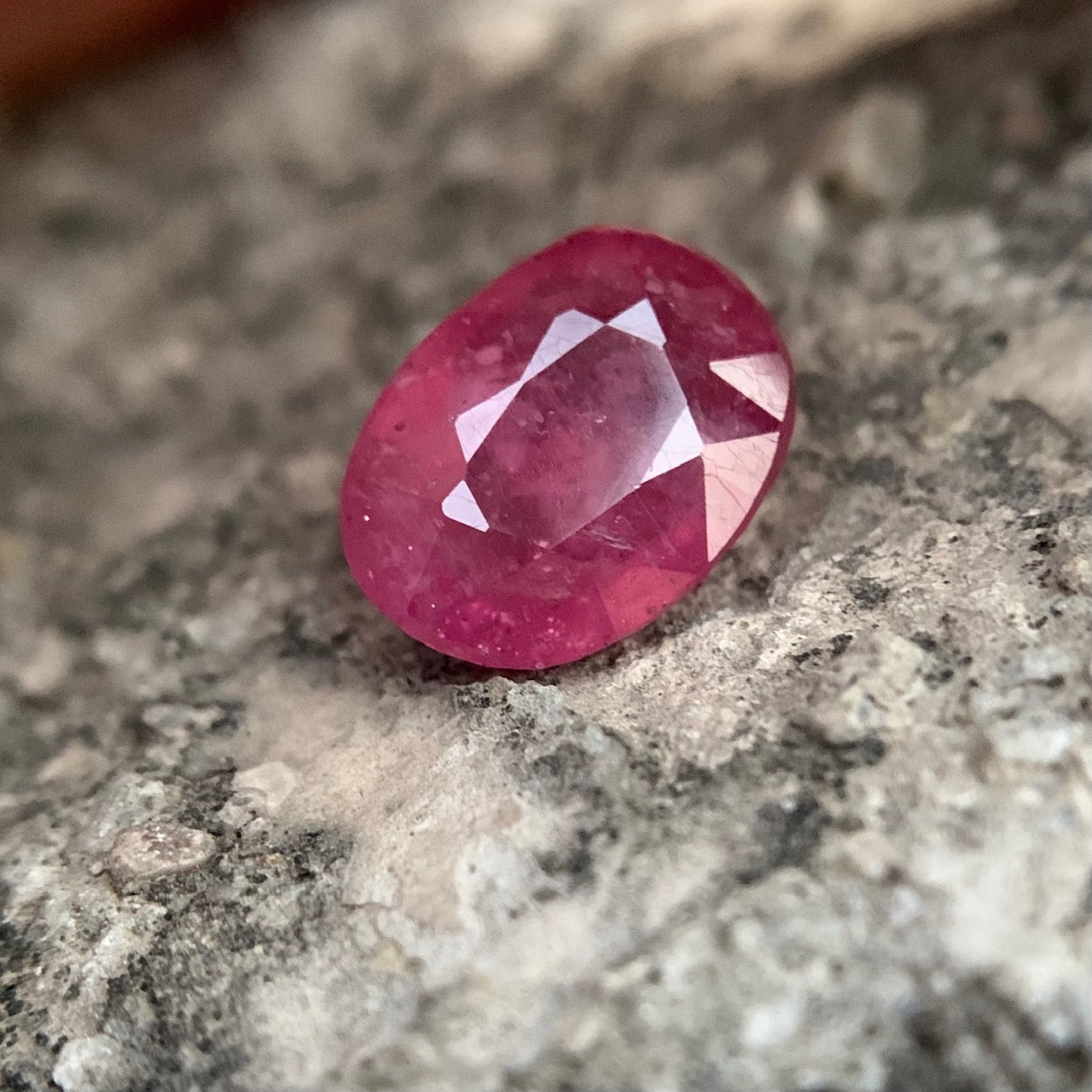 Natürlicher Rubin - 9,05 Karat/10,04 Ratti