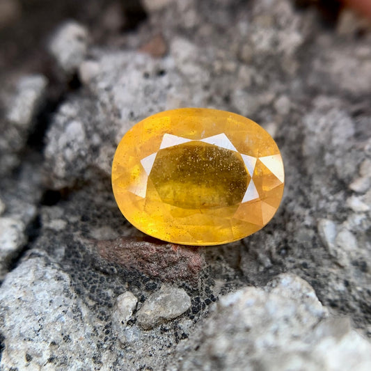 Natural Yellow Sapphire - 8.95 Carat/9.93 Ratti