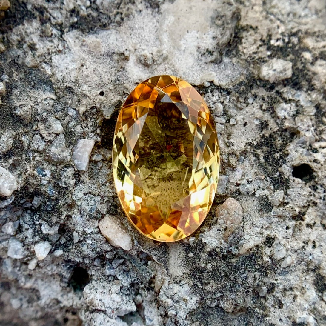 Natürlicher Citrin - 8,40 Karat/9,32 Ratti