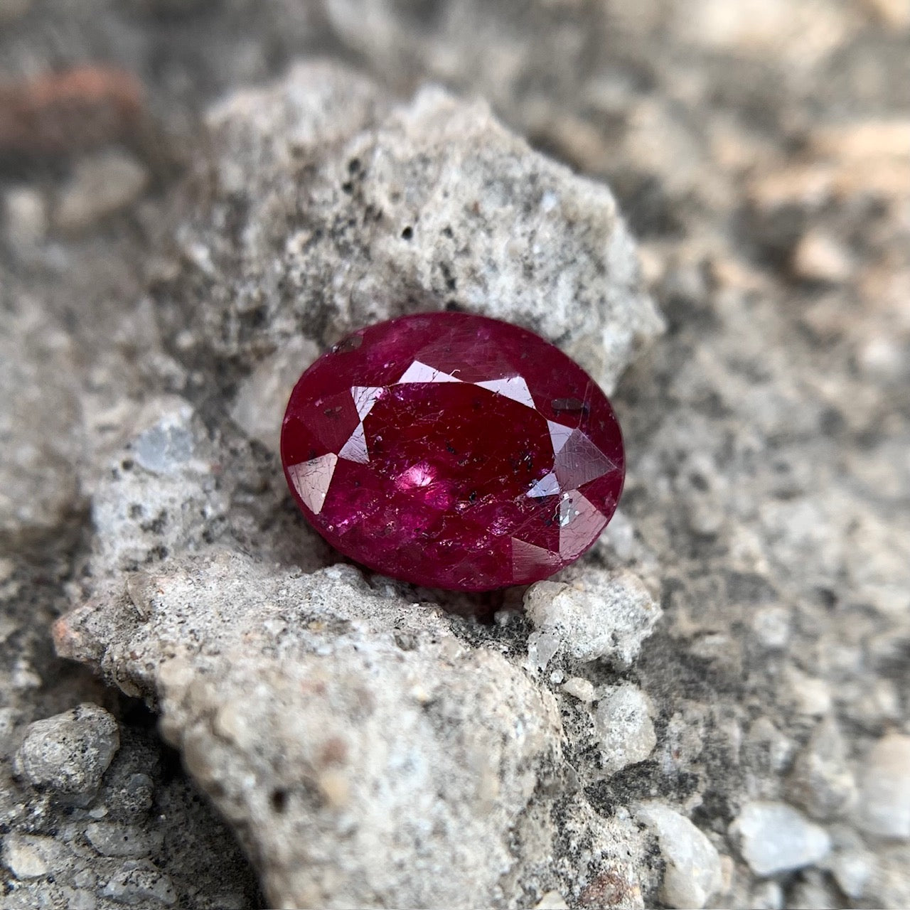 Natürlicher Rubin – 6,35 Karat/7,05 Ratti