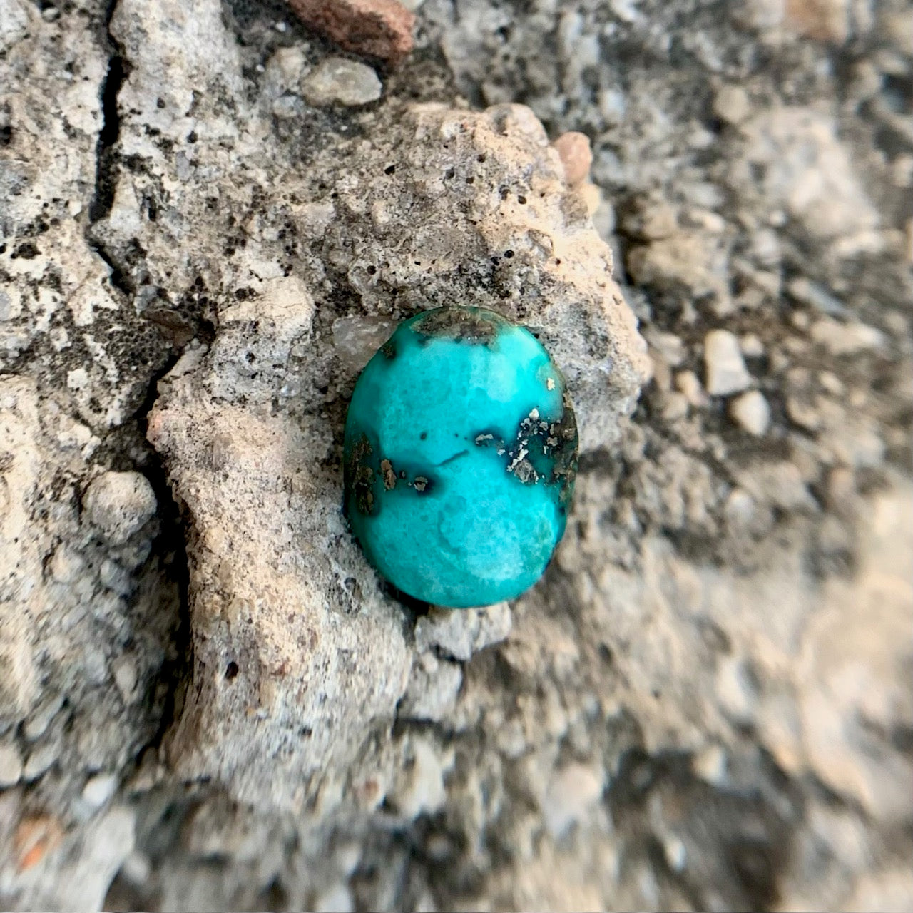 Natural Turquoise - 5.85 Carat/6.49 Ratti