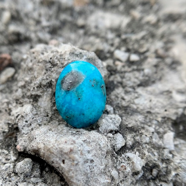 Natural Turquoise - 4.45 Carat/4.94 Ratti