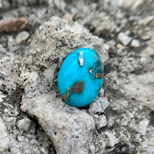 Natural Turquoise - 3.95 Carat/4.38 Ratti