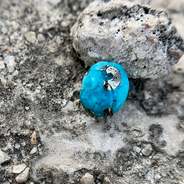 Natural Turquoise - 1.70 Carat/1.88 Ratti