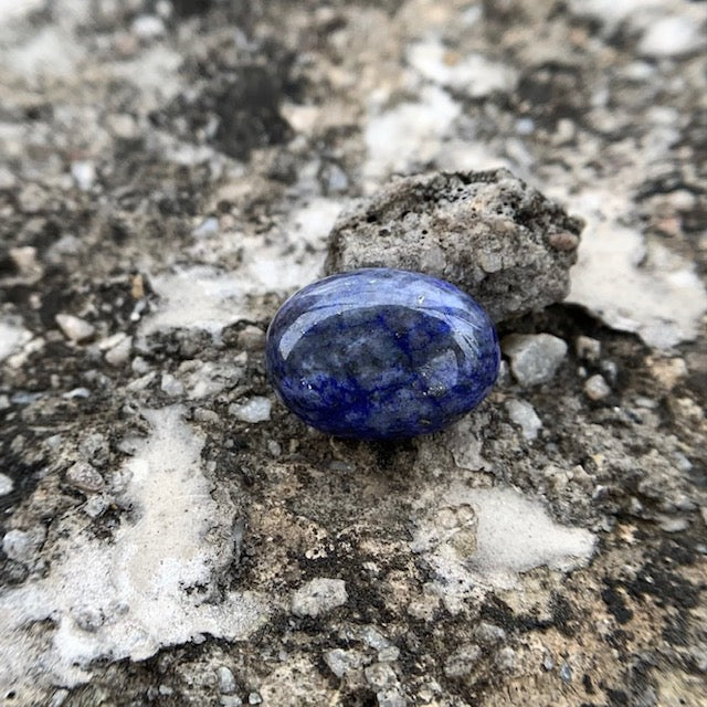 Natürlicher Lapislazuli – 11,25 Karat
