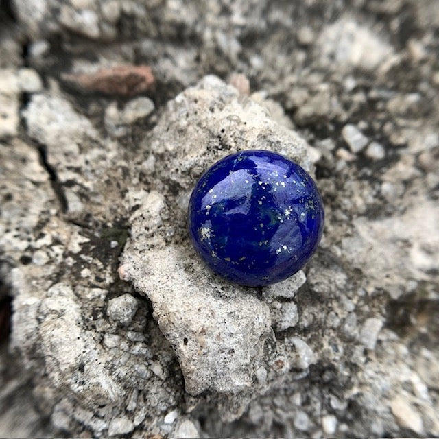 Natürlicher Lapislazuli – 7,45 Karat/8,27 Ratti