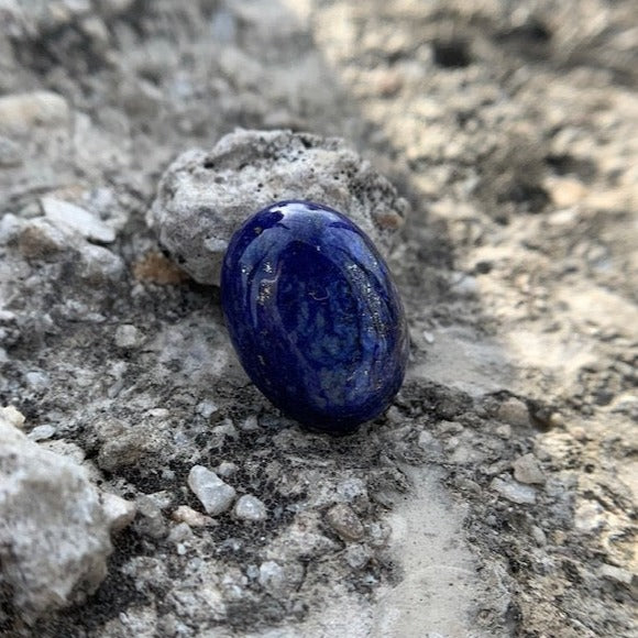 Natürlicher Lapislazuli – 10,40 Karat