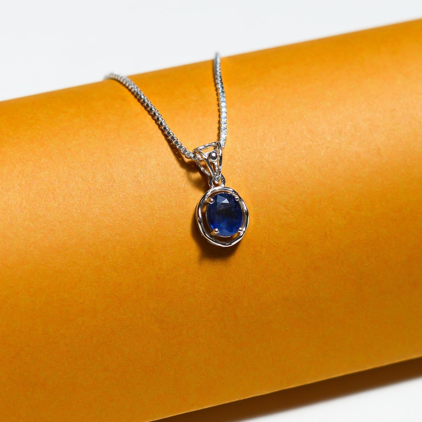 Natural Blue Sapphire Pendant- 3.50 Carats/3.89 Ratti