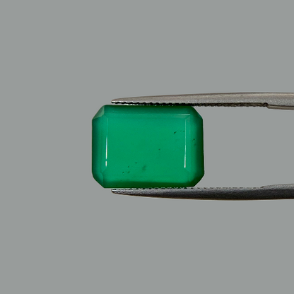 Natural Onyx - 7.60 Carat/8.43 Ratti