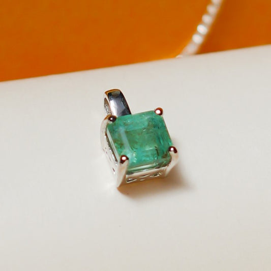 Classic Emerald Pendant - 1.25 Carat