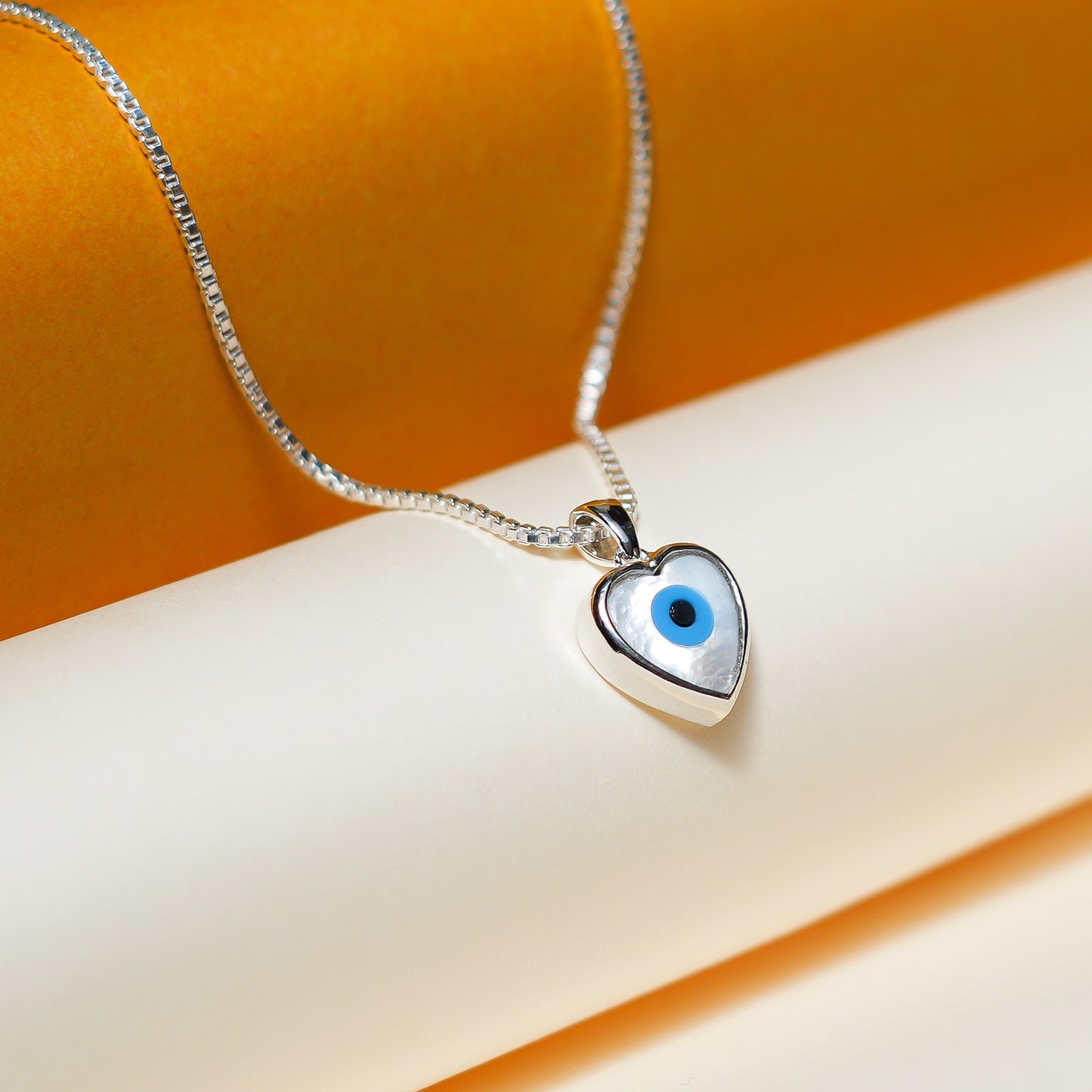 Evil Eye Heart Pendant - Mother of Pearl