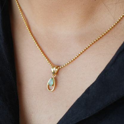 Pear Emerald Pendant - 1.00 Carat