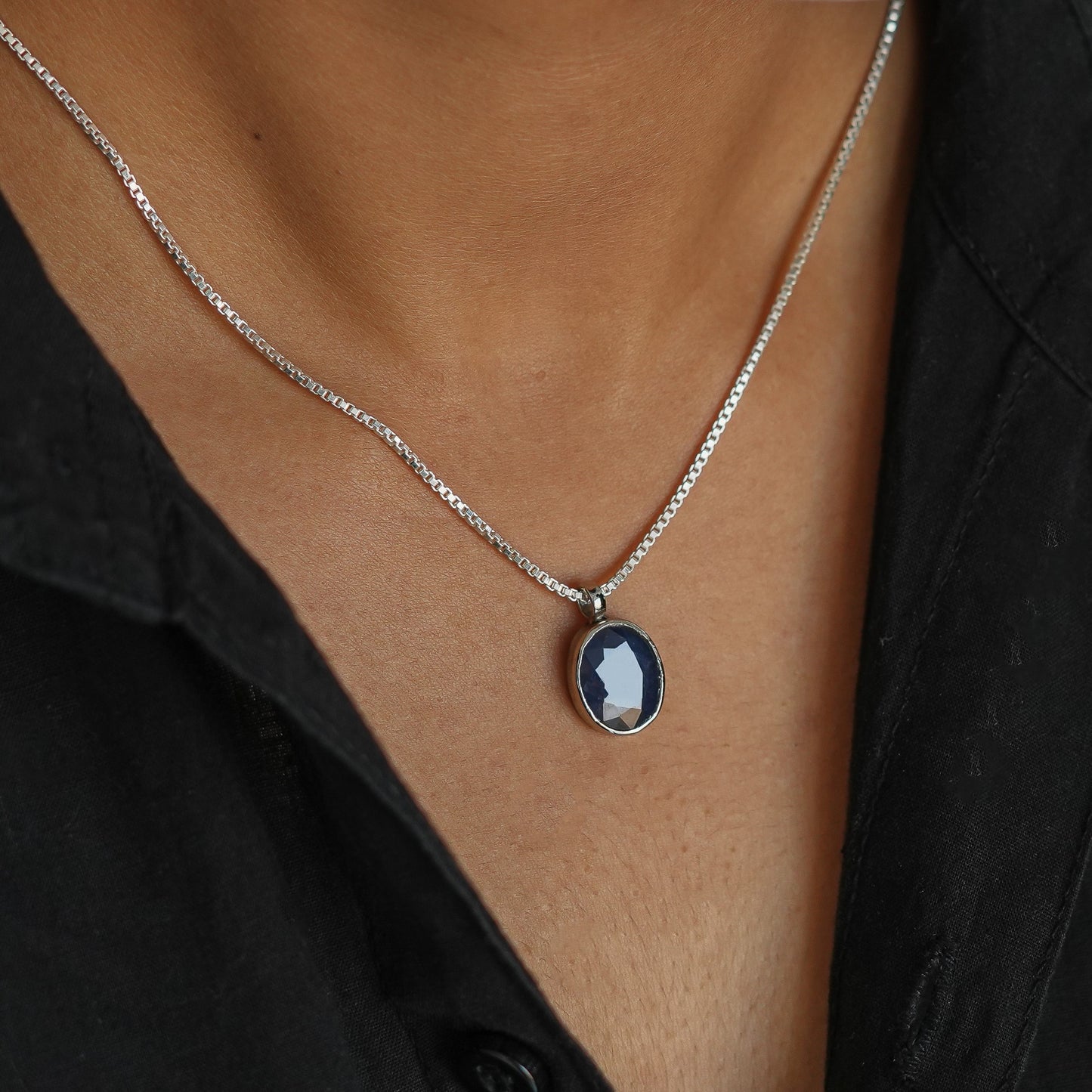 Natural Blue Sapphire Pendant- 5 Carats/5.55 Ratti