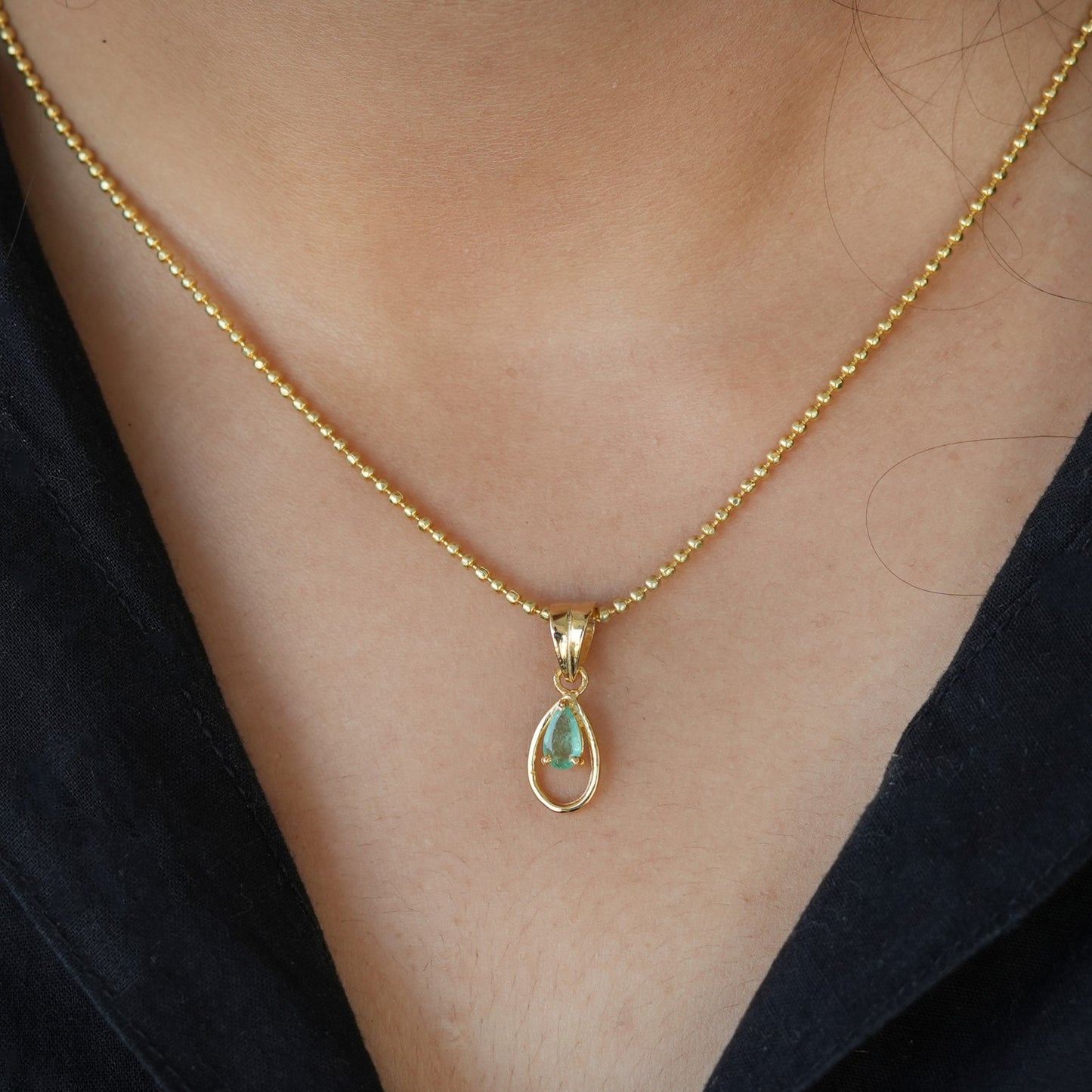 Pear Emerald Pendant - 1.00 Carat