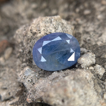 Natürlicher Saphir (Neelam) – 6,66 Karat/7,39 Ratti