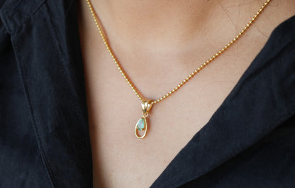 Pear Emerald Pendant - 1.00 Carat