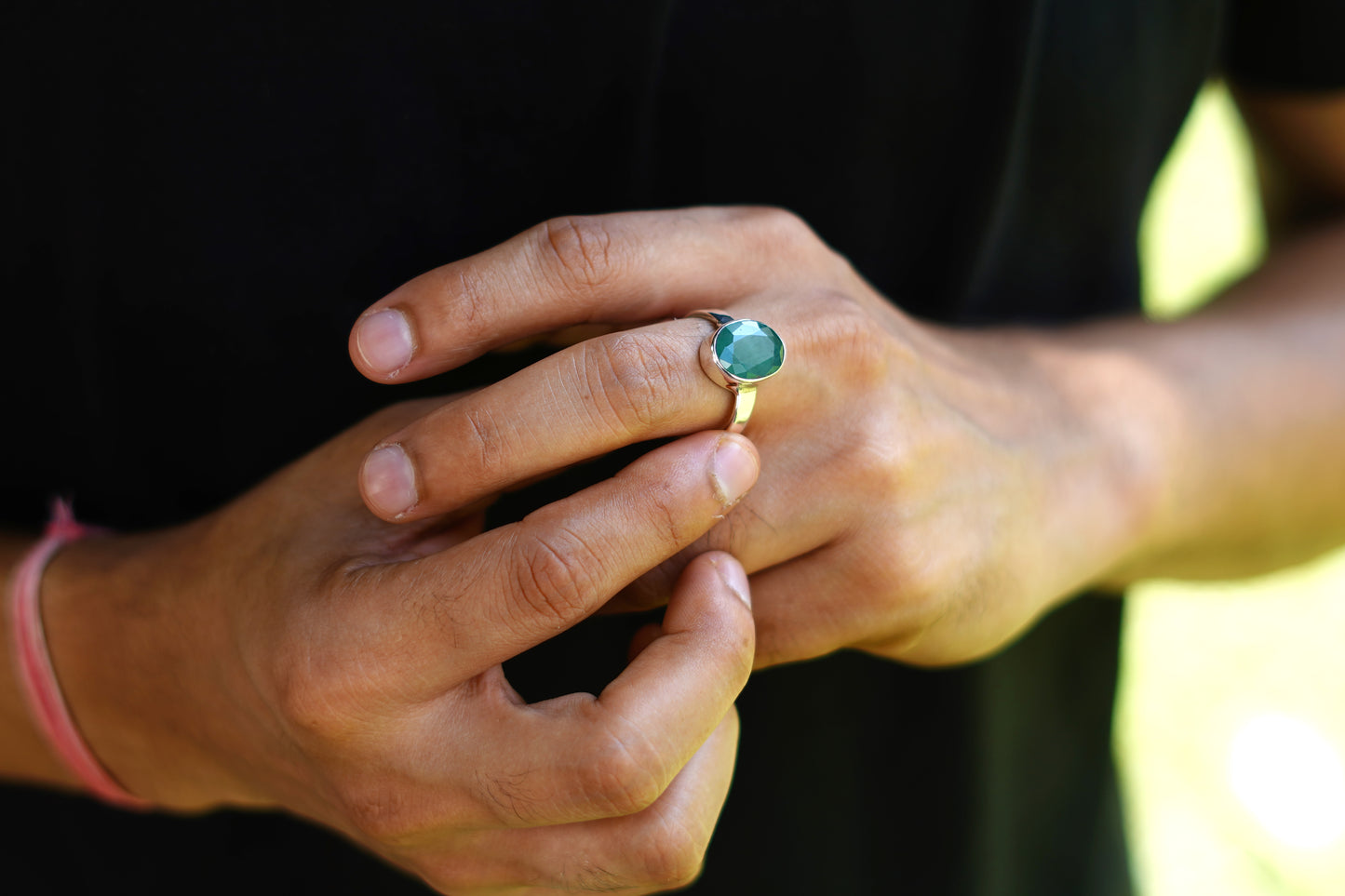 Natural Emerald Ring- 8.10 Carat/9.00 Ratti