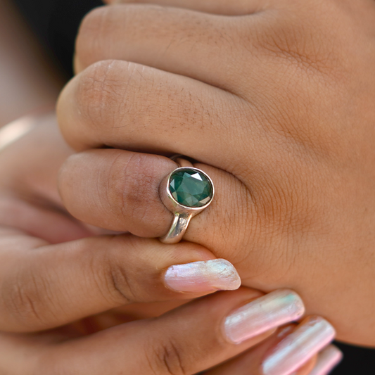 Natural Emerald Ring- 4.00 Carat/4.44 Ratti