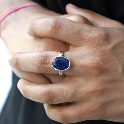 Blauer Saphirring - 8,10 Karat/9,00 Ratti