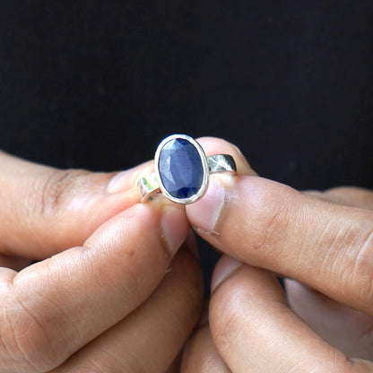 Blauer Saphir (Neelam) Ring - 9,00 Karat/10 Ratti