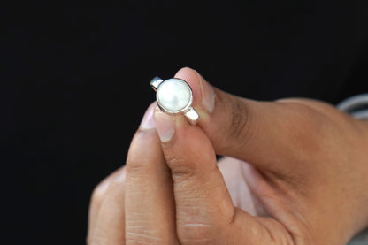 South Sea Pearl Ring - 6.00 Carats/6.66 Ratti