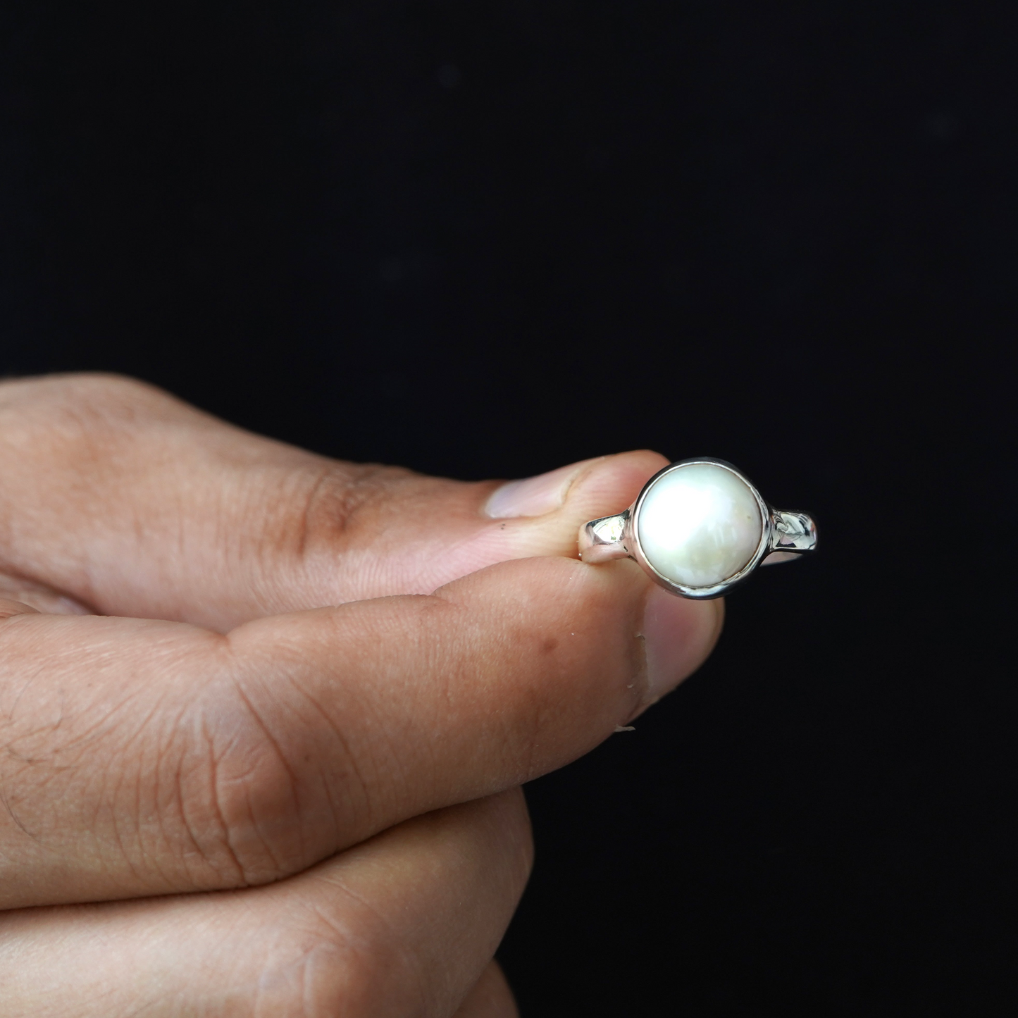 South Sea Pearl Ring - 5.25 Carats/5.83 Ratti