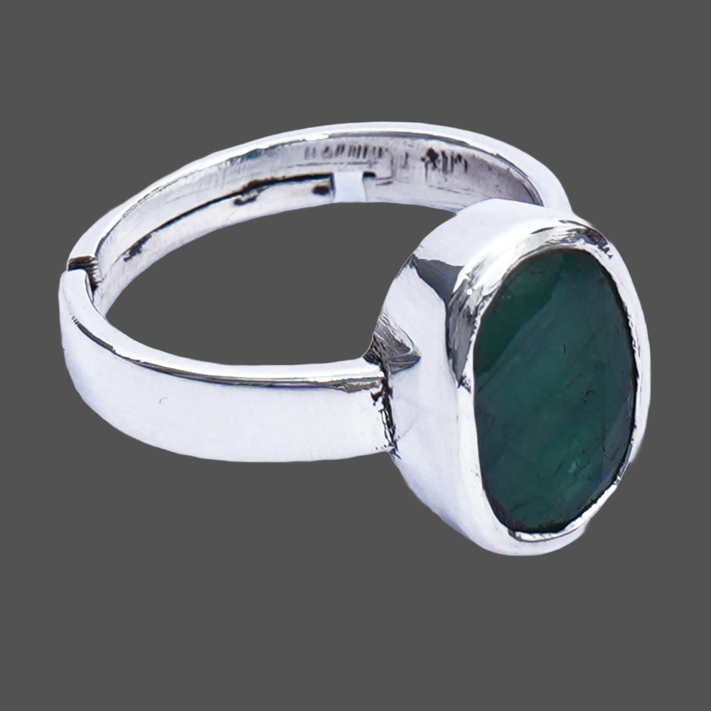 Natural Emerald Ring- 7.60 Carat/8.44 Ratti