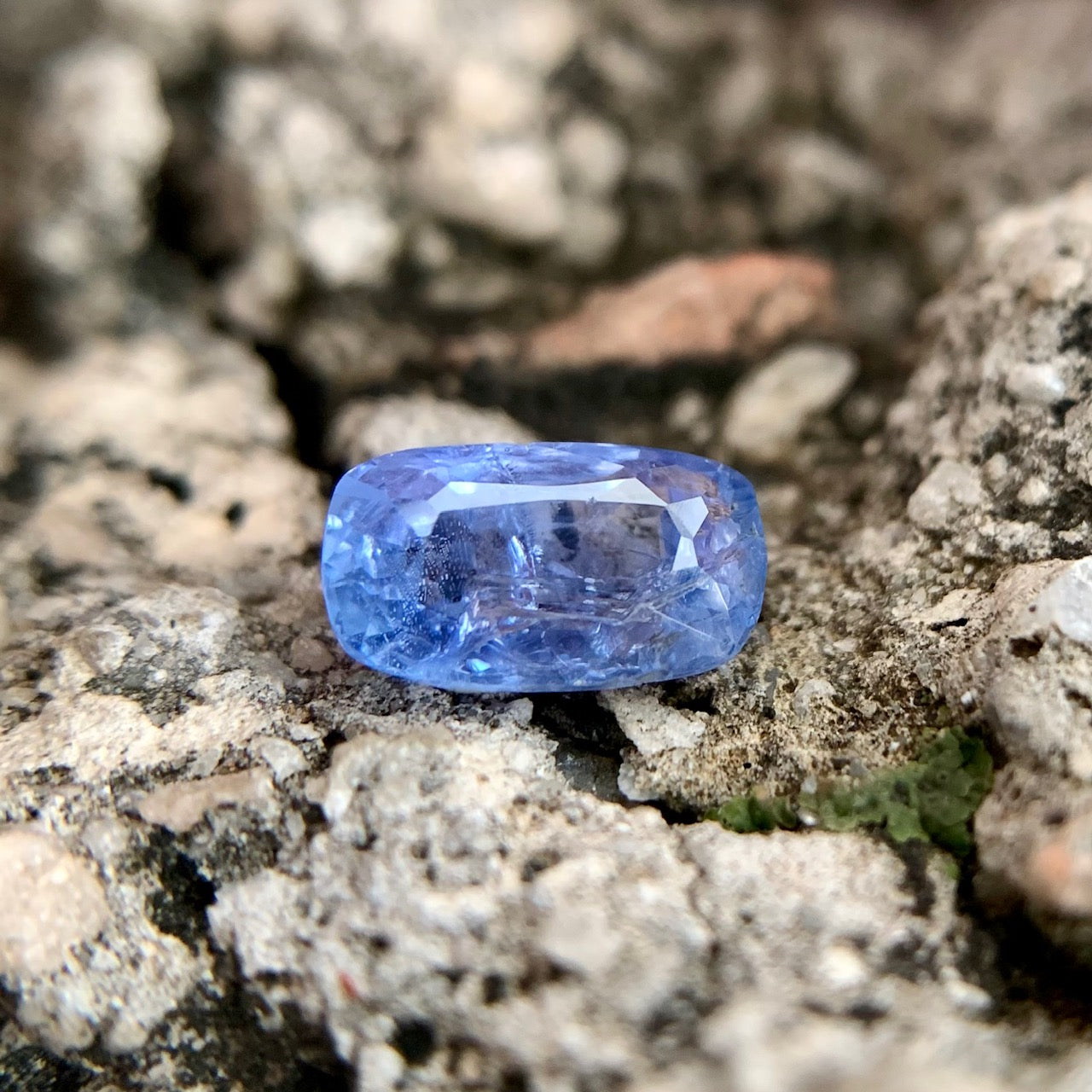 Blue Sapphire No heat - 2.75 Carats/3.05 Ratti