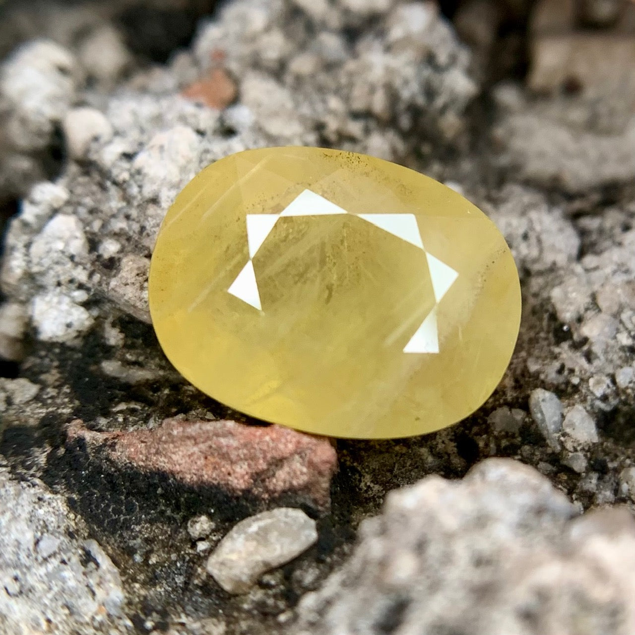 Natural Yellow Sapphire - 10.30 Carat/11.43 Ratti