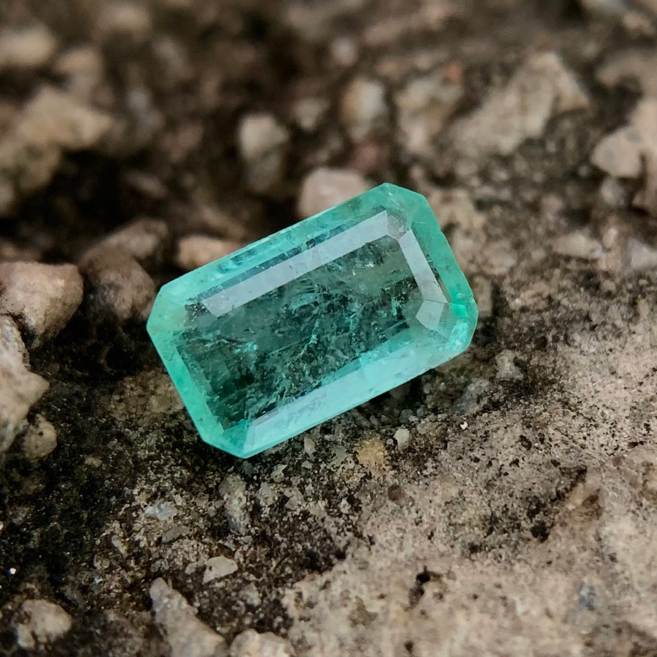 Natural Emerald - 1.10 Carats