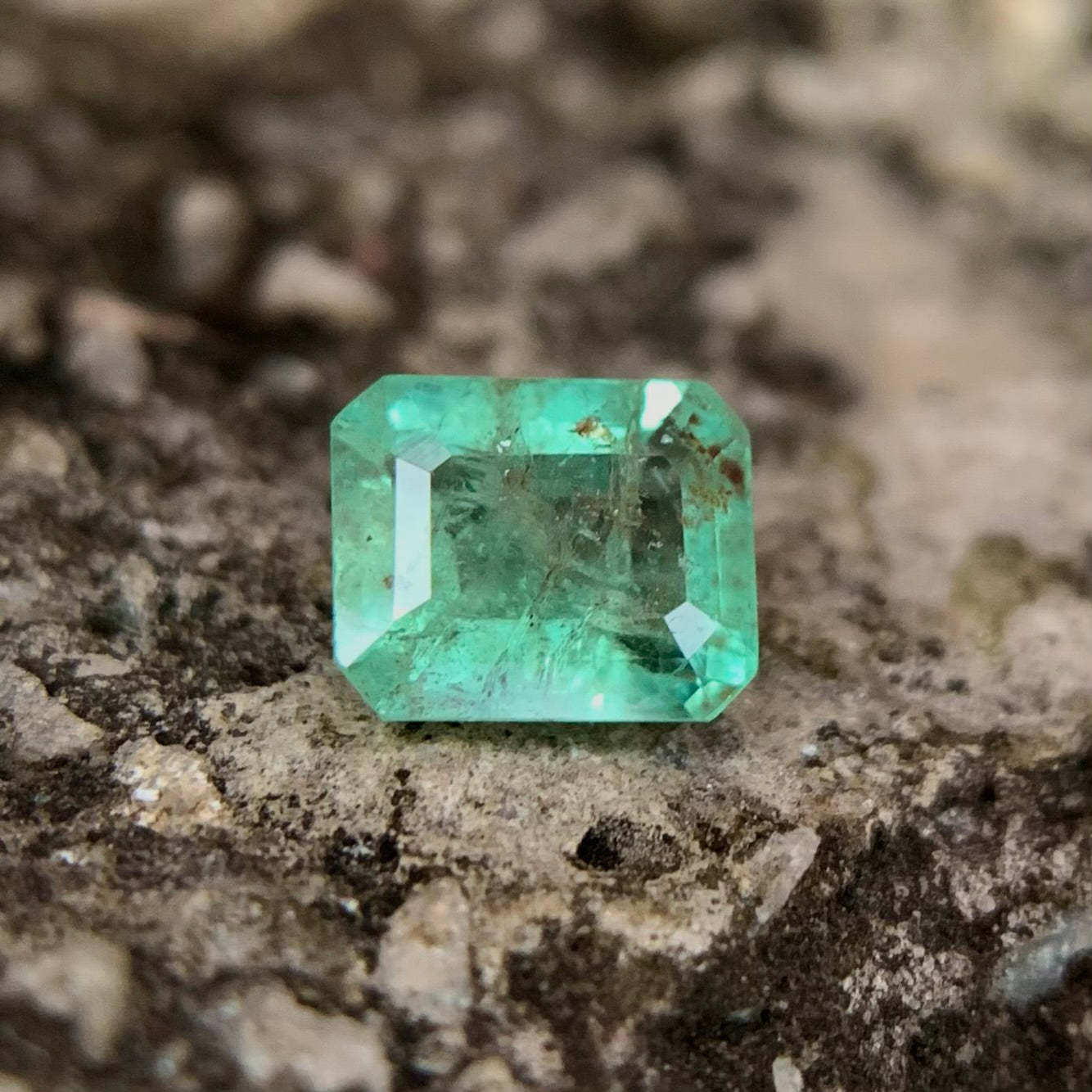 Natural Emerald - 1.00 Carat